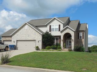708 Black Thorn Dr, Carl Junction, MO 64834