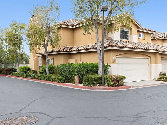 2nd image of 2235 Lago Ventana