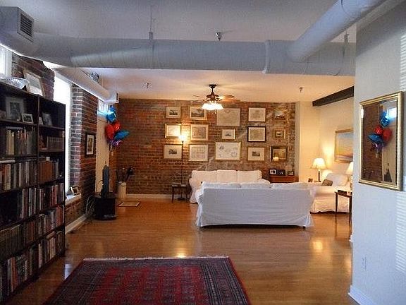 2nd image of 2401 E Franklin St APT 101