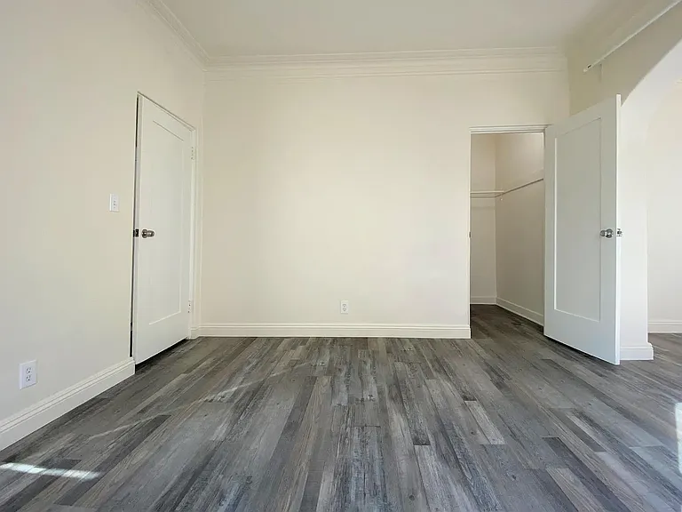 133 S Saint Andrews Pl #3 — Photo 12