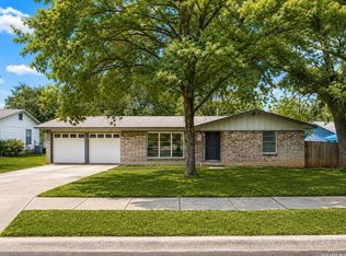 6237 DOVE HILL DR, San Antonio, TX 78238