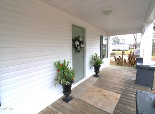 376 S Main St, Lexington, TN 38351