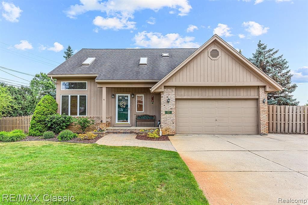 41921 Tamara St, Novi, MI 48375 Zillow