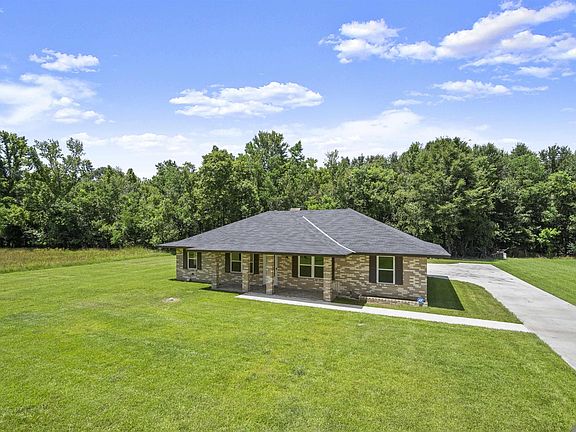 2nd image of 7151 Dyer Rd