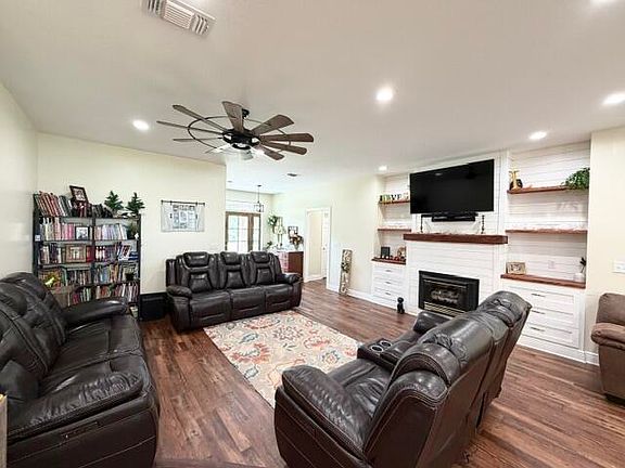 5th image of 96 Weathers Ln