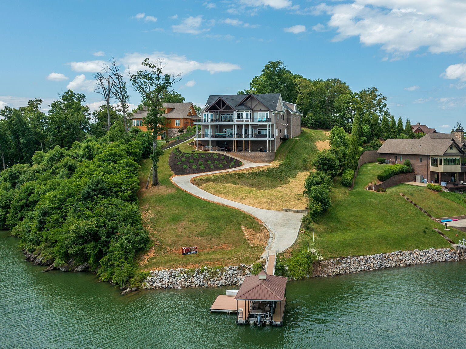 2135 Majestic Cir, Dandridge, TN 37725 Zillow