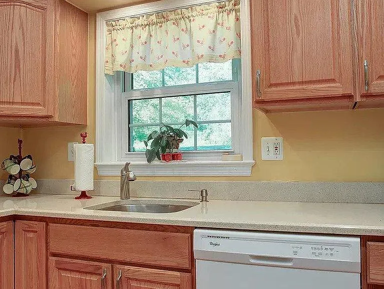 3124 Barnard Ct — Photo 8