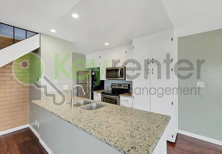 6533 Greenback Ln #3 — Photo 4