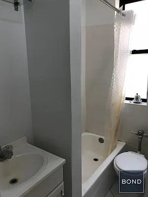 Rented by Bond New York | media 20