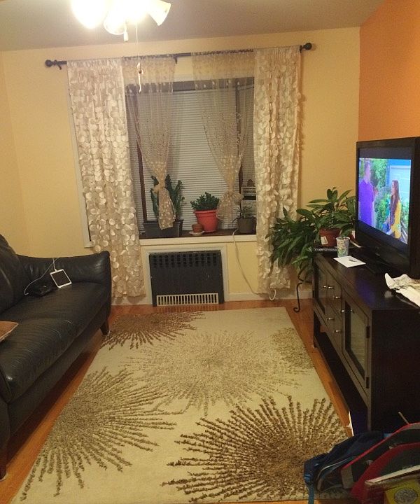 1st image of 305 Mallory Ave