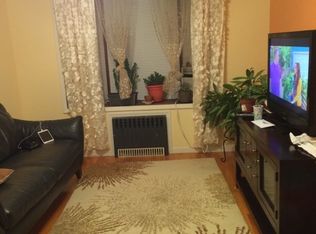 305 Mallory Ave, Staten Island, NY 10305