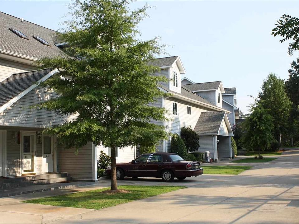 1st image of 104 Treetops Ln