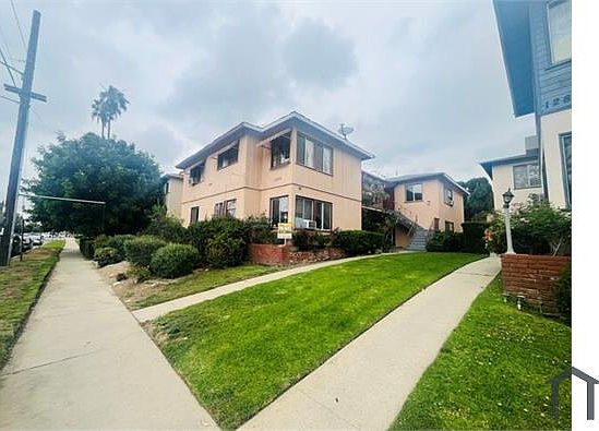 1st image of 12823 Burbank Blvd #6