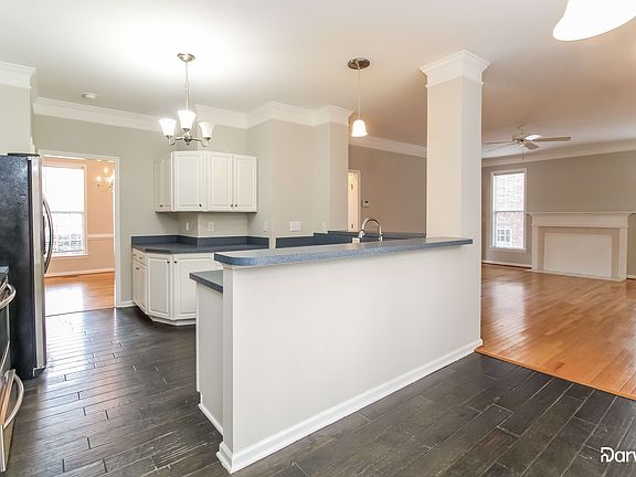 2nd image of 7 Crab Tree Ct