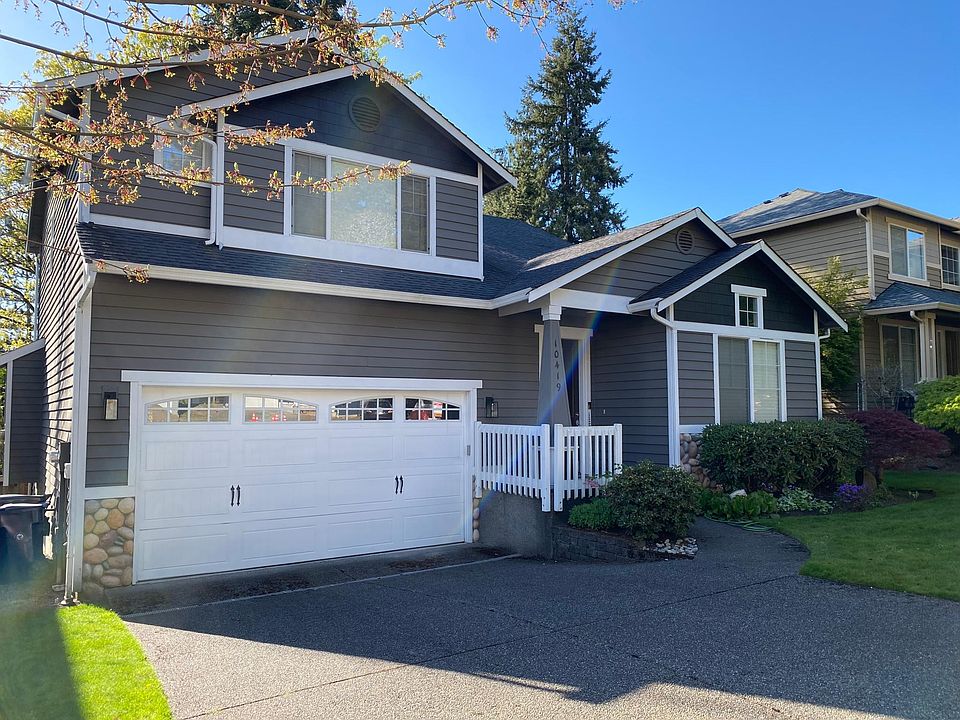 Newly painted exteriors deliver an impressive curb appeal