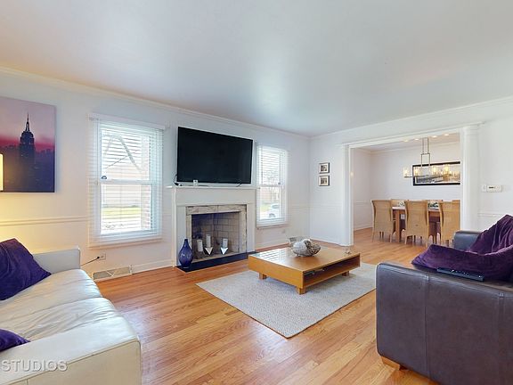 4th image of 905 Prince Charles Ln