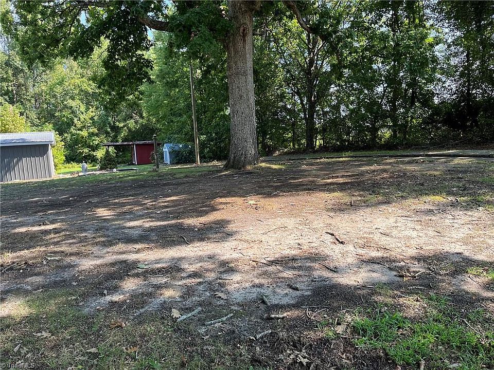 2nd image of 4125 Short Farm Rd