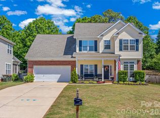 2938 Huckleberry Hill Dr, Fort Mill, SC 29715