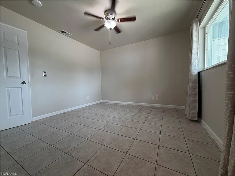 2601 47th Ter SW #B — Photo 17
