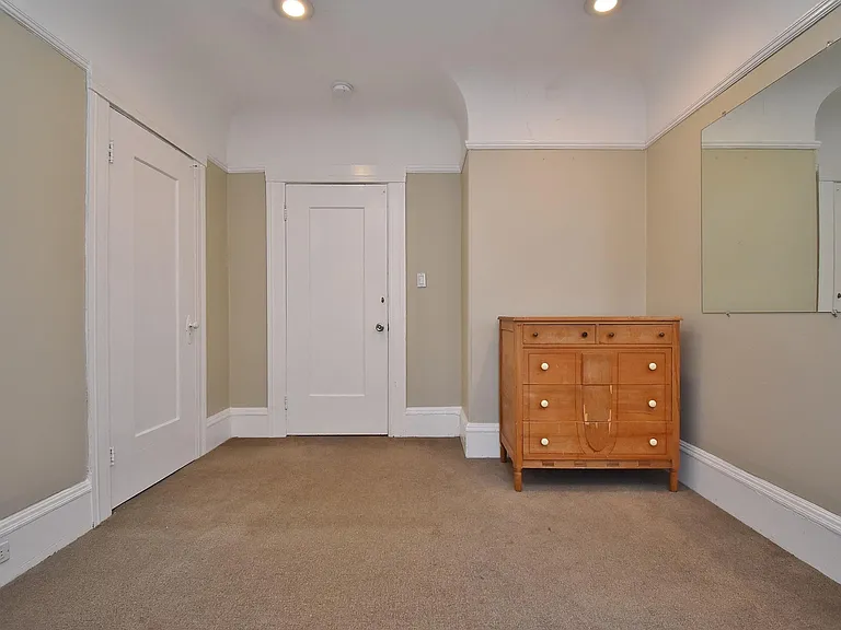 2214 Ashby Ave — Photo 16