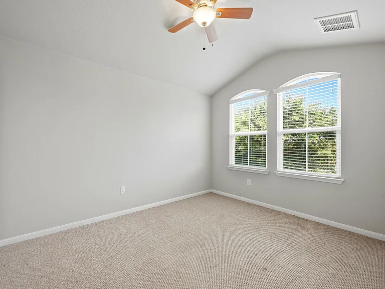 1613 Corn Hill Ln — Photo 24