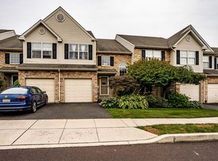 1304 Duke Ct, Royersford, PA 19468