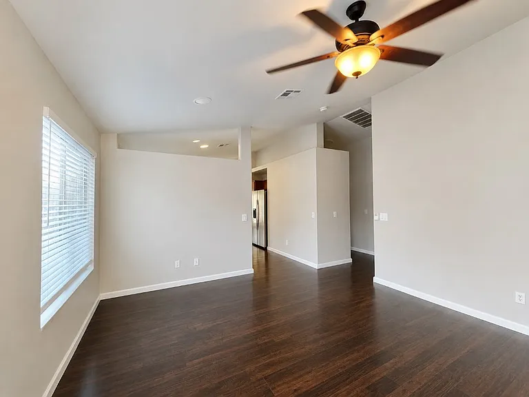 9358 W Snow Flower Ave — Photo 2