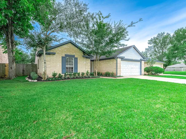 3411 E Heatherock Cir
