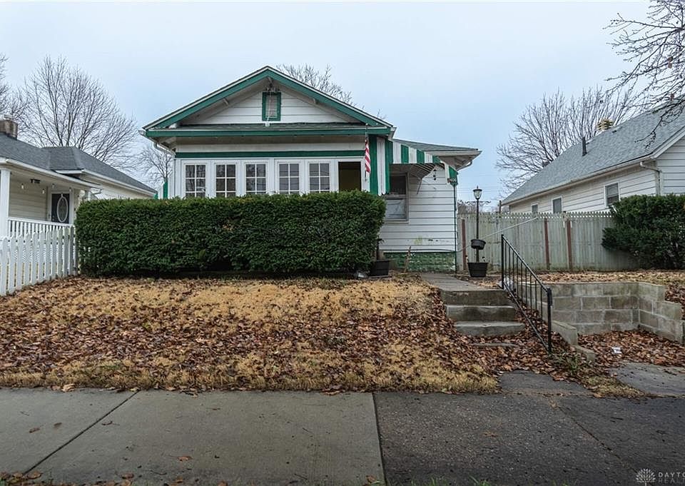 1st image of 2406 Saint Charles Ave
