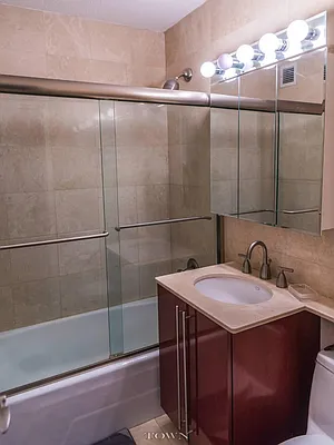 Rented by Town Residential | media 15