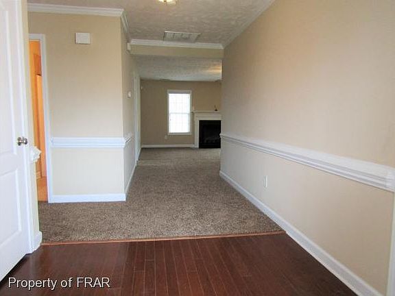 2nd image of 140 Hampshire Ct