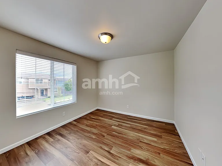 2681 Moore Ave — Photo 15