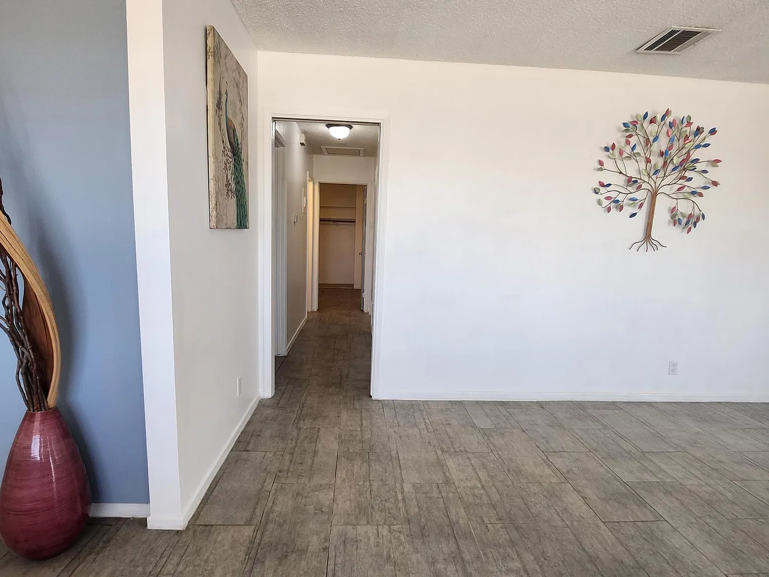 2 bed, 950 sqft, $1,625 — Photo 4