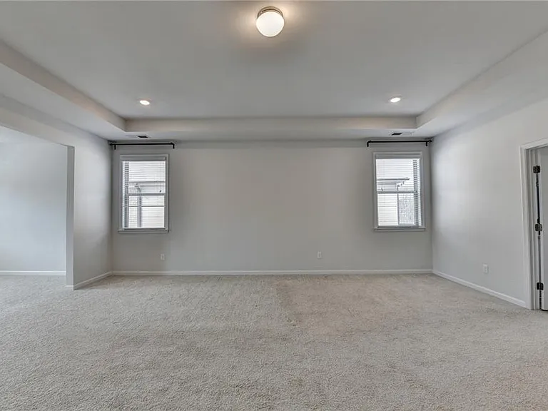7410 Ansley View Ln — Photo 43