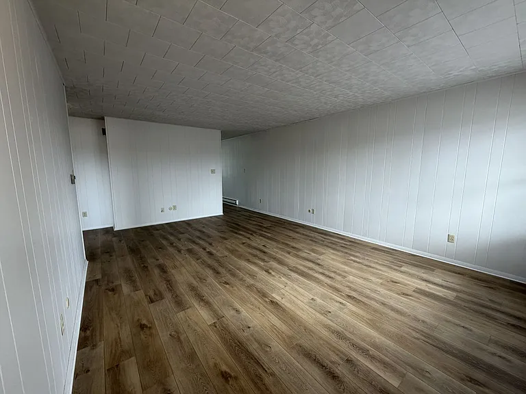 207 Martin Ct — Photo 6