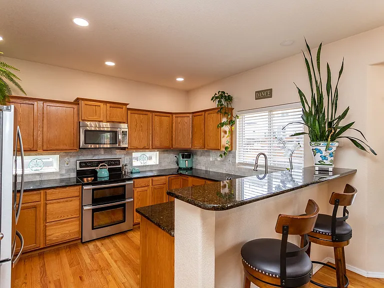 5712 Stable Ct — Photo 16