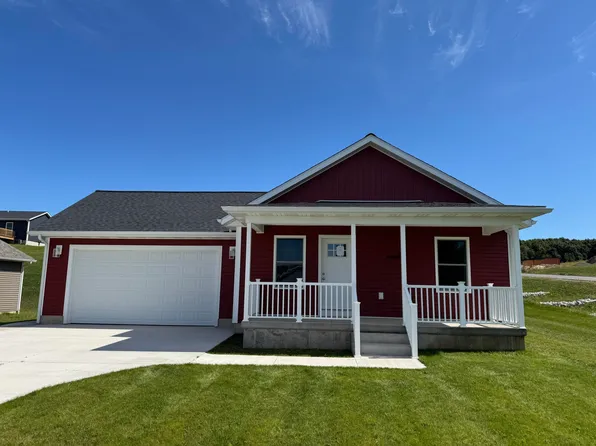 250 Willowside Dr, Shelby, MI 49455