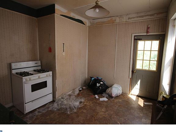 5th image of 1311 E Palmer St