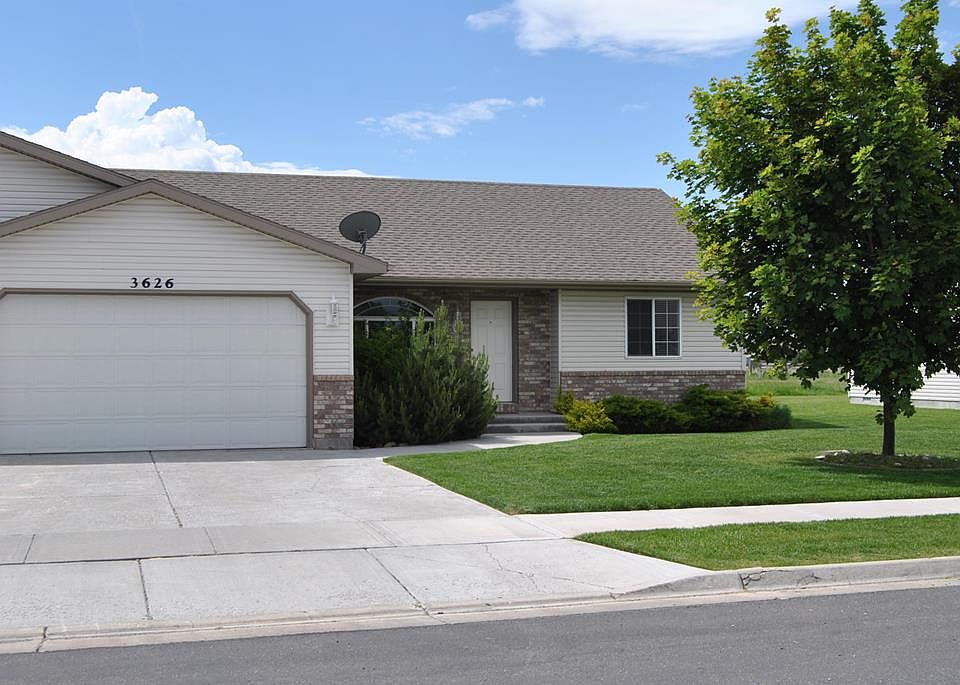 1st image of 3626 E Briar Creek Ln
