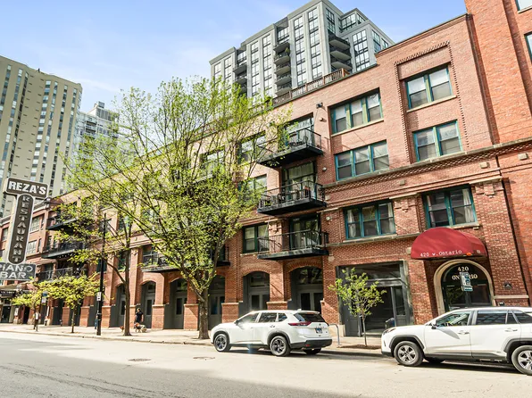420 W Ontario St APT 301, Chicago, IL 60654