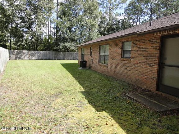 4th image of 1117 Meadows Dr