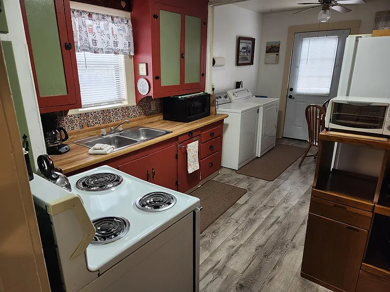 1007 N Washington Ave #A — Photo 2