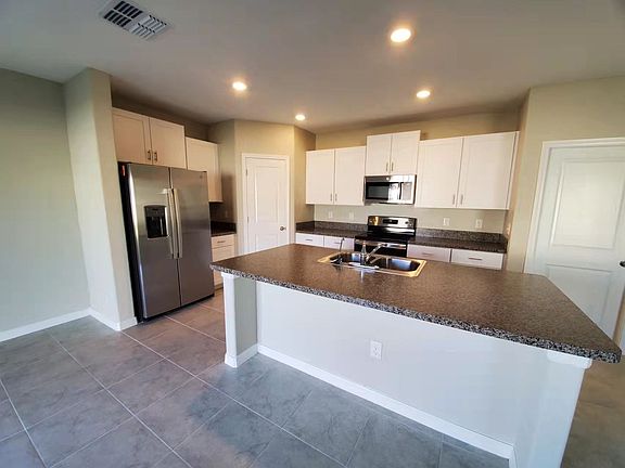 4th image of 10220 Amazing Grace Ave