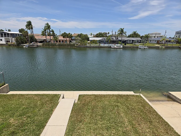 3393 Poinsettia Dr — Photo 19