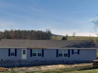 3771 Childress Rd, Christiansburg, VA 24073
