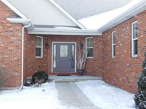2nd image of 215 Wabansi Trail Paw