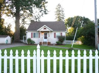 9875 Wells Landing Rd, Independence, OR 97351