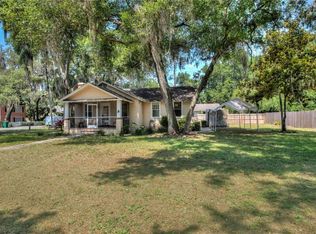 807 Clayton St, Mount Dora, FL 32757