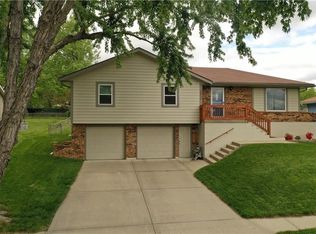 18012 E 24th St S, Independence, MO 64057