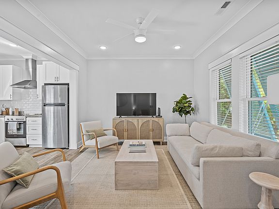 5th image of 407 Wilson Ave